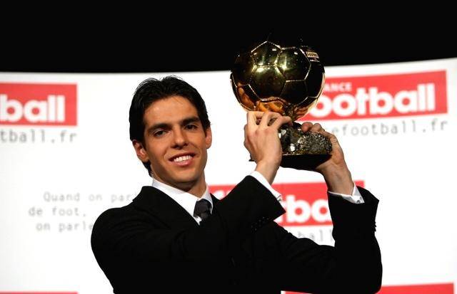 巴西足球最后的金球奖得主!18年前的巅峰卡卡到底有多强?